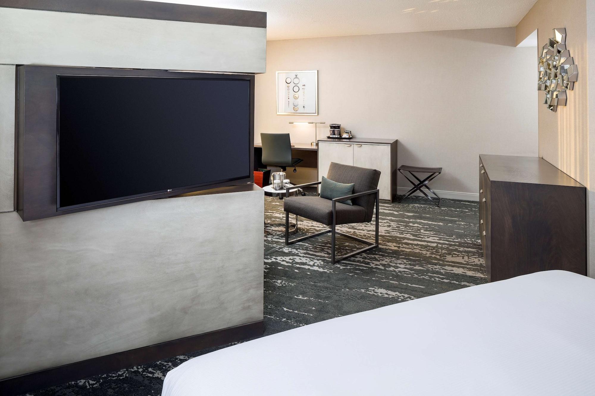 Doubletree By Hilton Boston Logan Airport Chelsea Hotell Eksteriør bilde