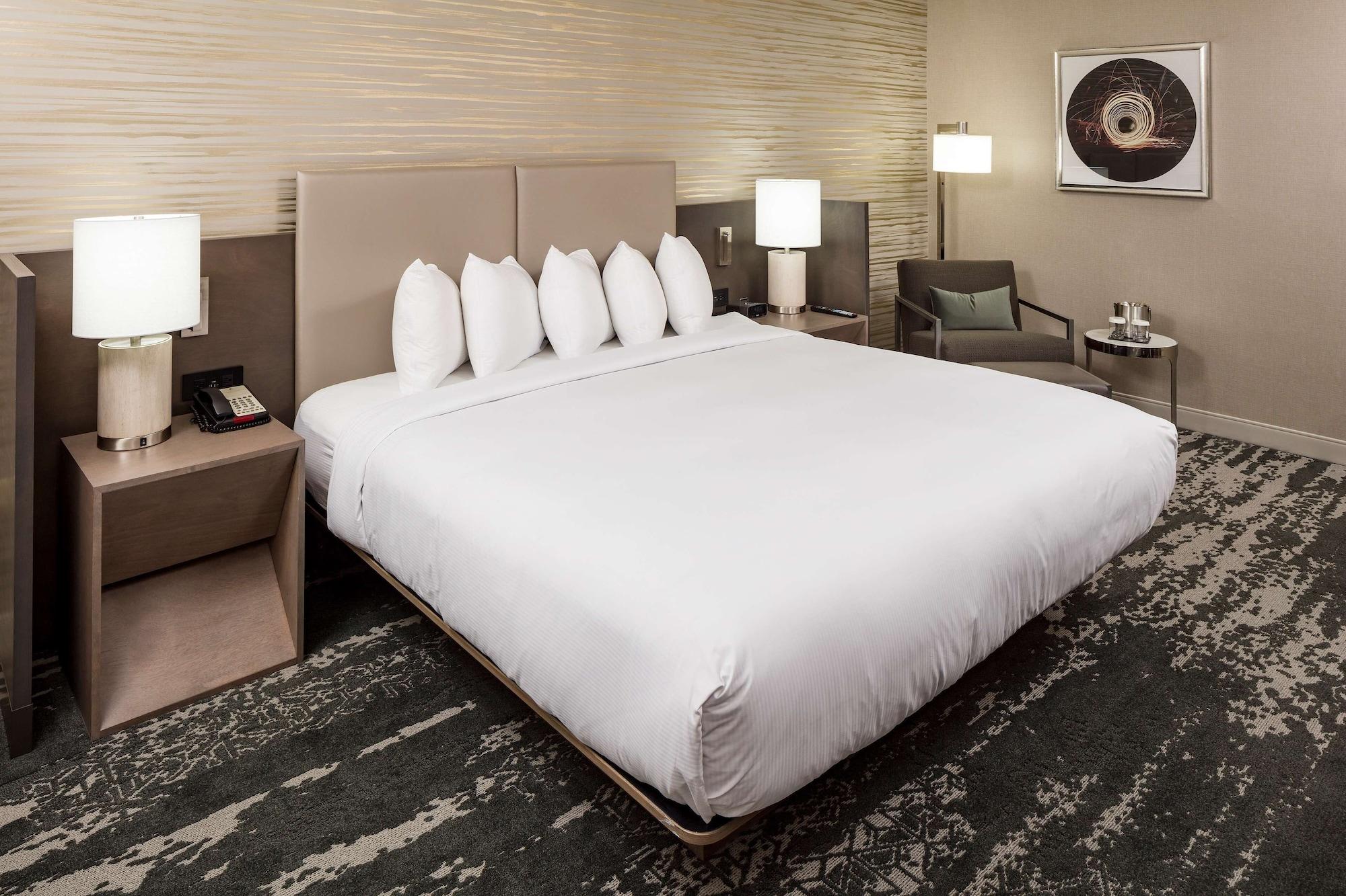 Doubletree By Hilton Boston Logan Airport Chelsea Hotell Eksteriør bilde